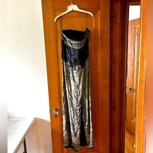 Vintage  Mondi Elegant Black and Silver Gown
